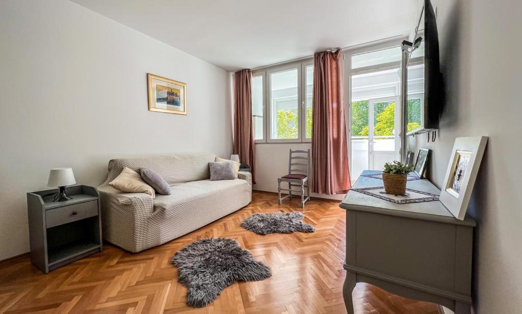 Appartamento Ladovina Spalato Esterno foto